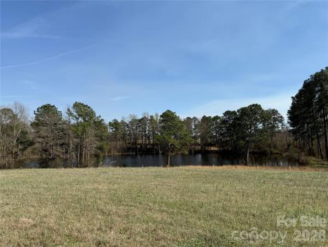 300 Mccall Road Ellerbe NC 28338
