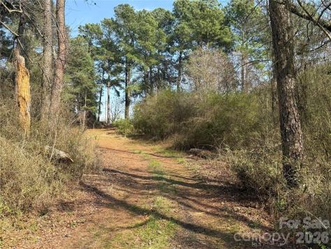 300 Mccall Road Ellerbe NC 28338