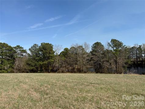 300 Mccall Road Ellerbe NC 28338
