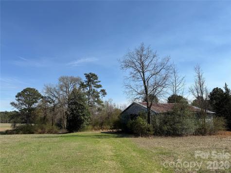 300 Mccall Road Ellerbe NC 28338