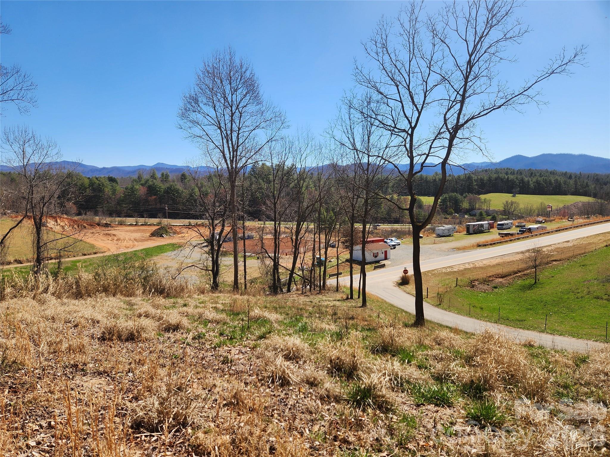 9999 Country Drive Mars Hill NC 28754