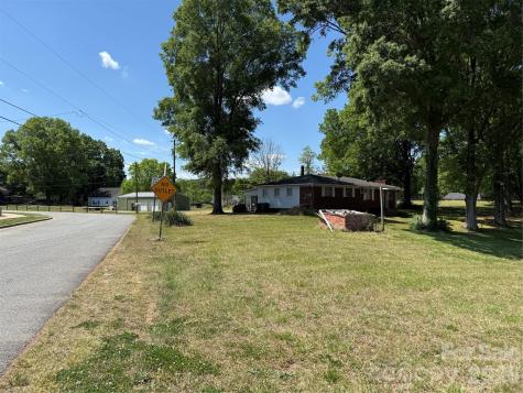 4221 Davidson Highway Concord NC 28027
