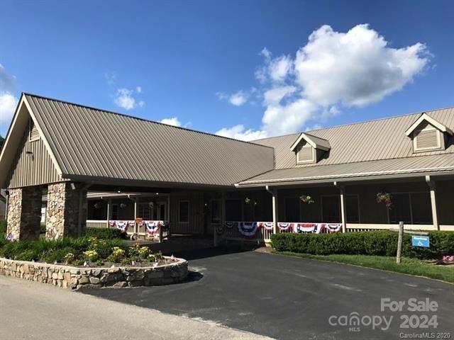 000 El Miner Drive Mars Hill NC 28754