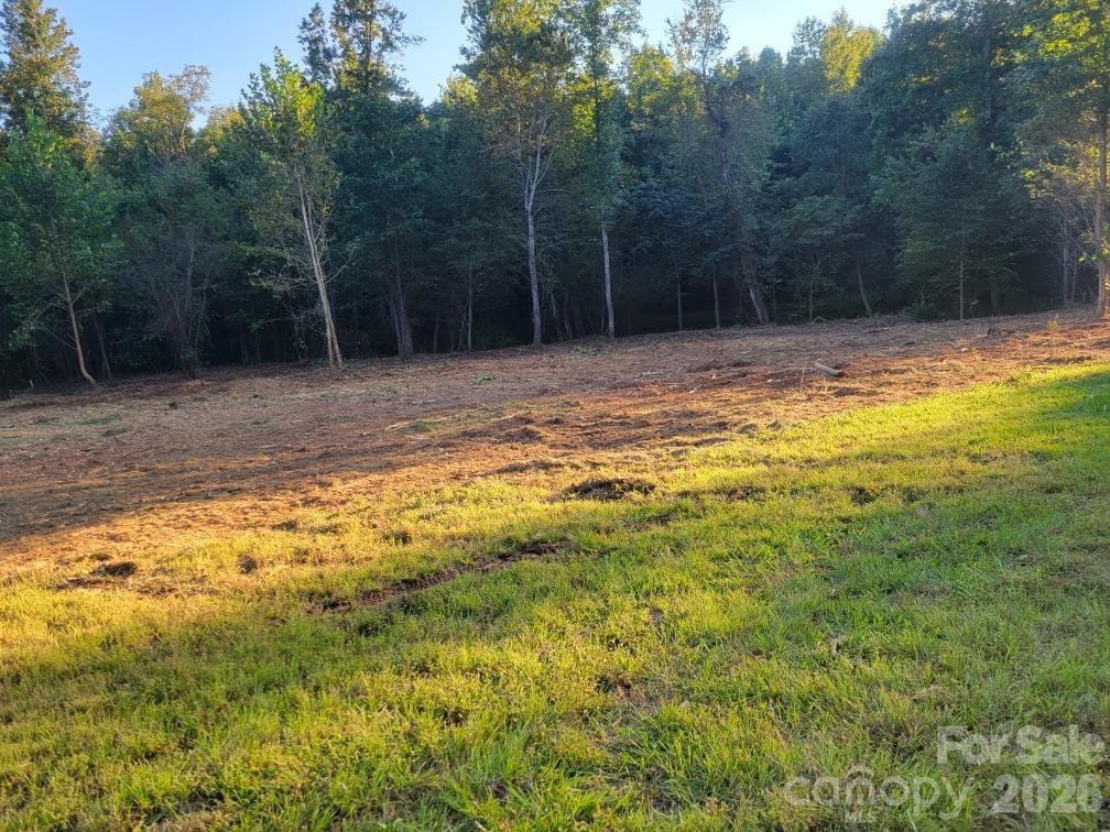 2715 Moose Lodge Street Valdese NC 28690