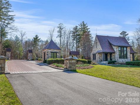 75 Emerald Necklace Drive Asheville NC 28803