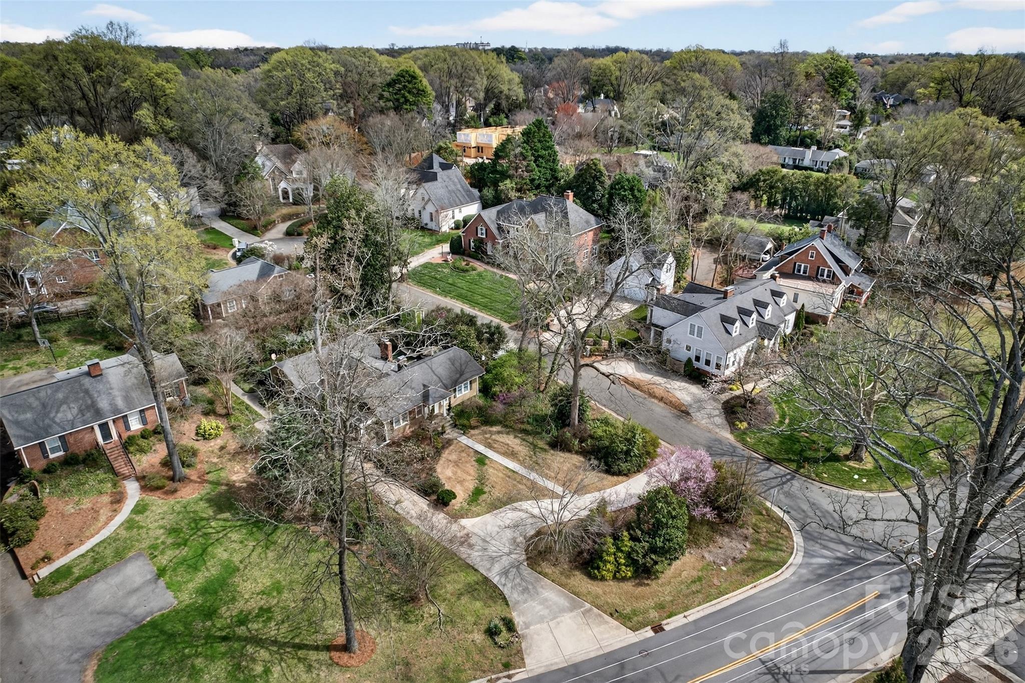 2527 Sharon Road Charlotte NC 28211