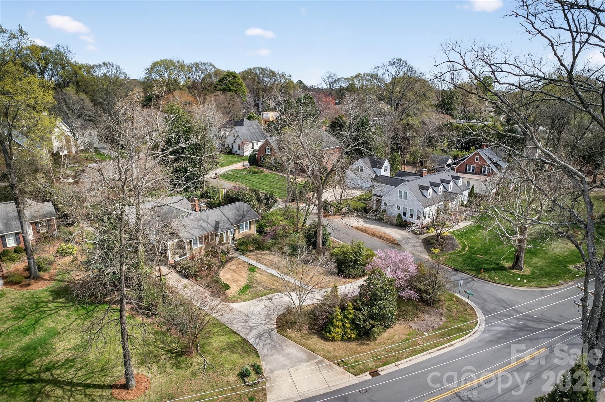 2527 Sharon Road Charlotte NC 28211