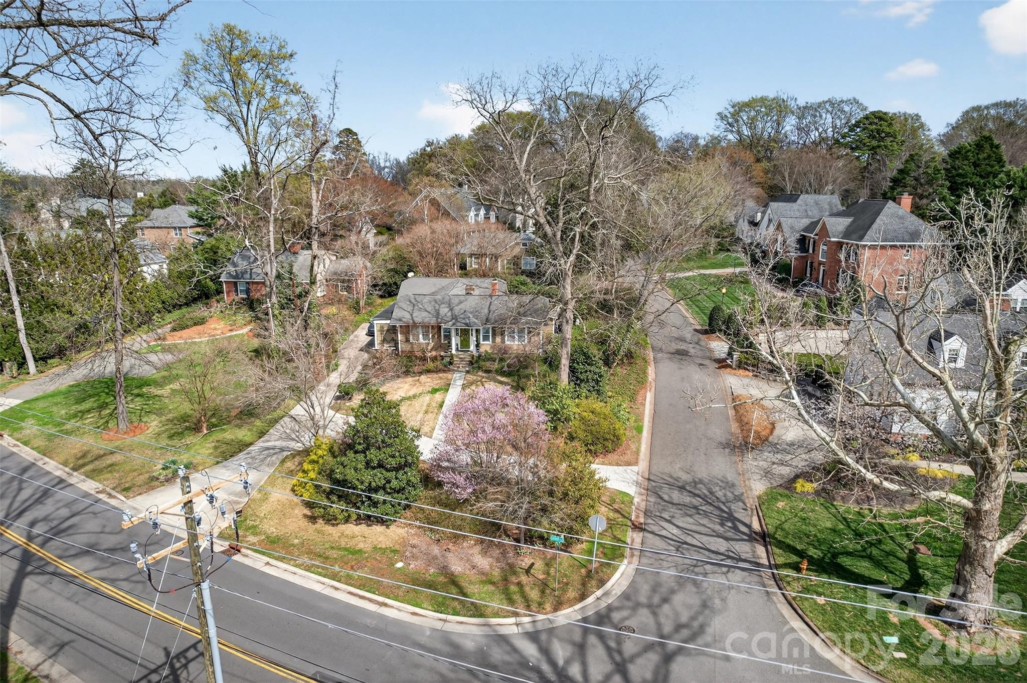 2527 Sharon Road Charlotte NC 28211