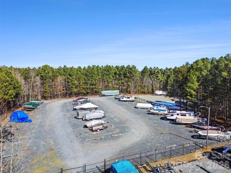 206 Lakewood Court New London NC 28127