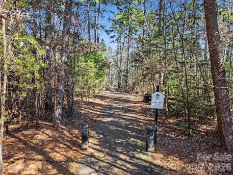 206 Lakewood Court New London NC 28127