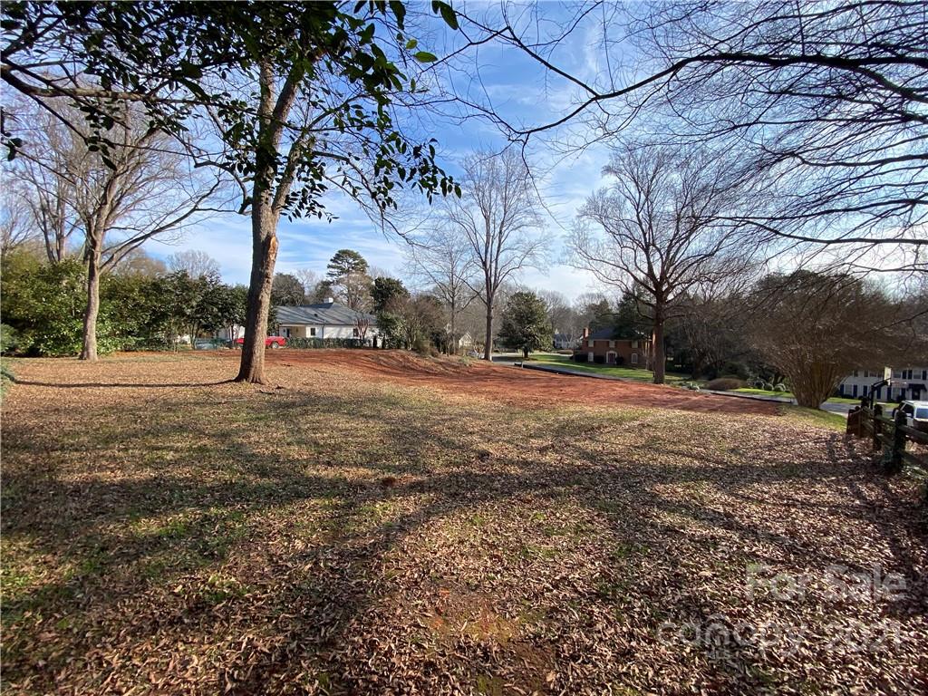2310 Thornridge Road Charlotte NC 28226