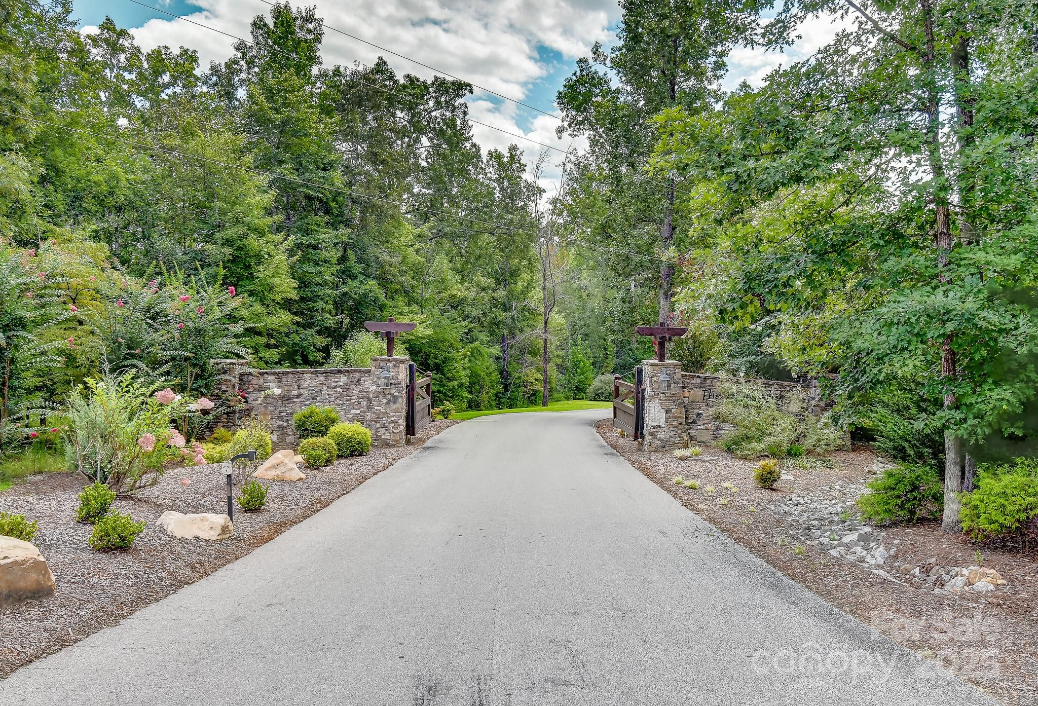 131 West Point Drive Nebo NC 28761