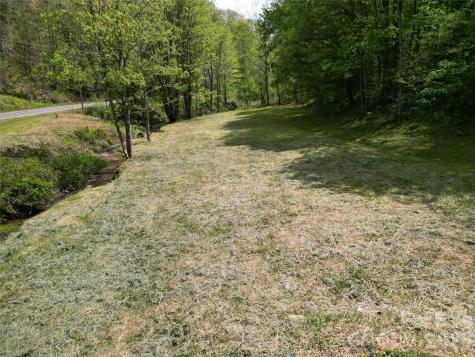 99999 Roaring Fork Road Mars Hill NC 28754