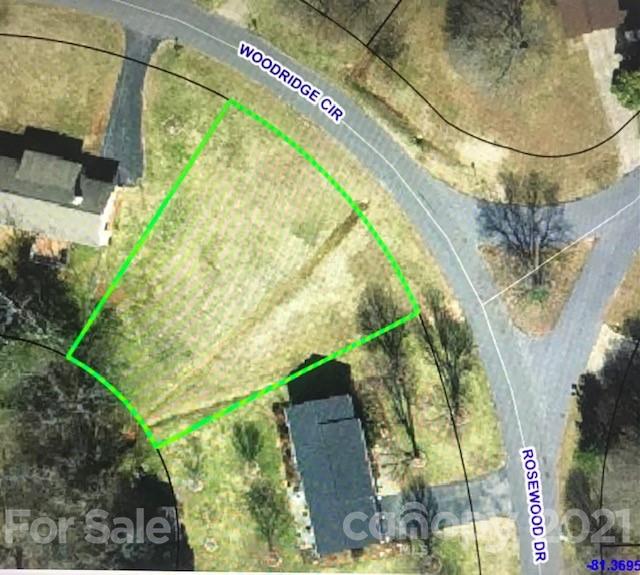 1668 Woodridge Circle Hickory NC 28602