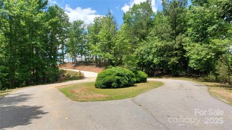 755 Hamilton Drive Columbus NC 28722