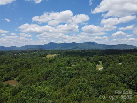 755 Hamilton Drive Columbus NC 28722