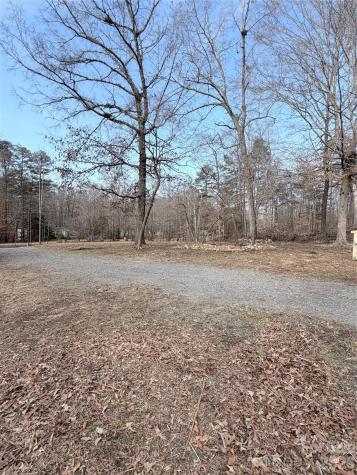1085 Love Valley Road Clover SC 29710