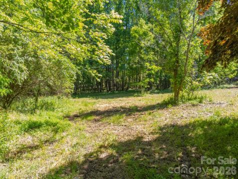27 Shep Drive Mills River NC 29759