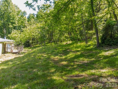 27 Shep Drive Mills River NC 29759