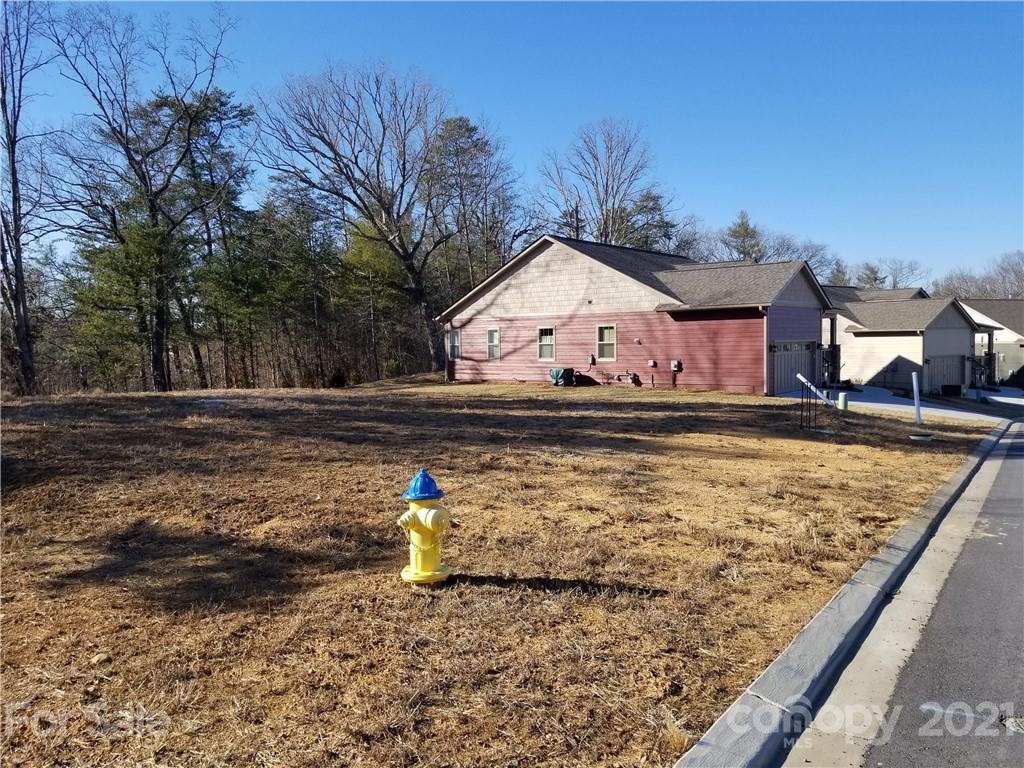 999 Loftin Street Weaverville NC 28787