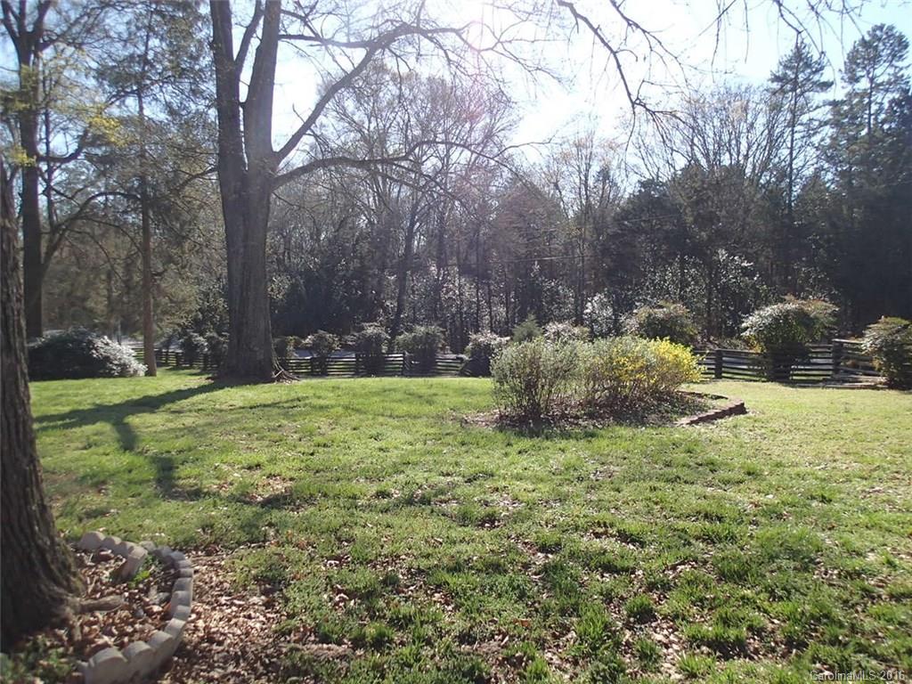 8703 Sharonbrook Drive Charlotte NC 28210