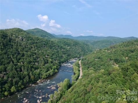 75 Wild Turkey Loop Marshall NC 28753