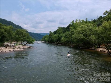 75 Wild Turkey Loop Marshall NC 28753