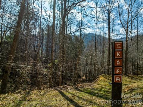 75 Wild Turkey Loop Marshall NC 28753