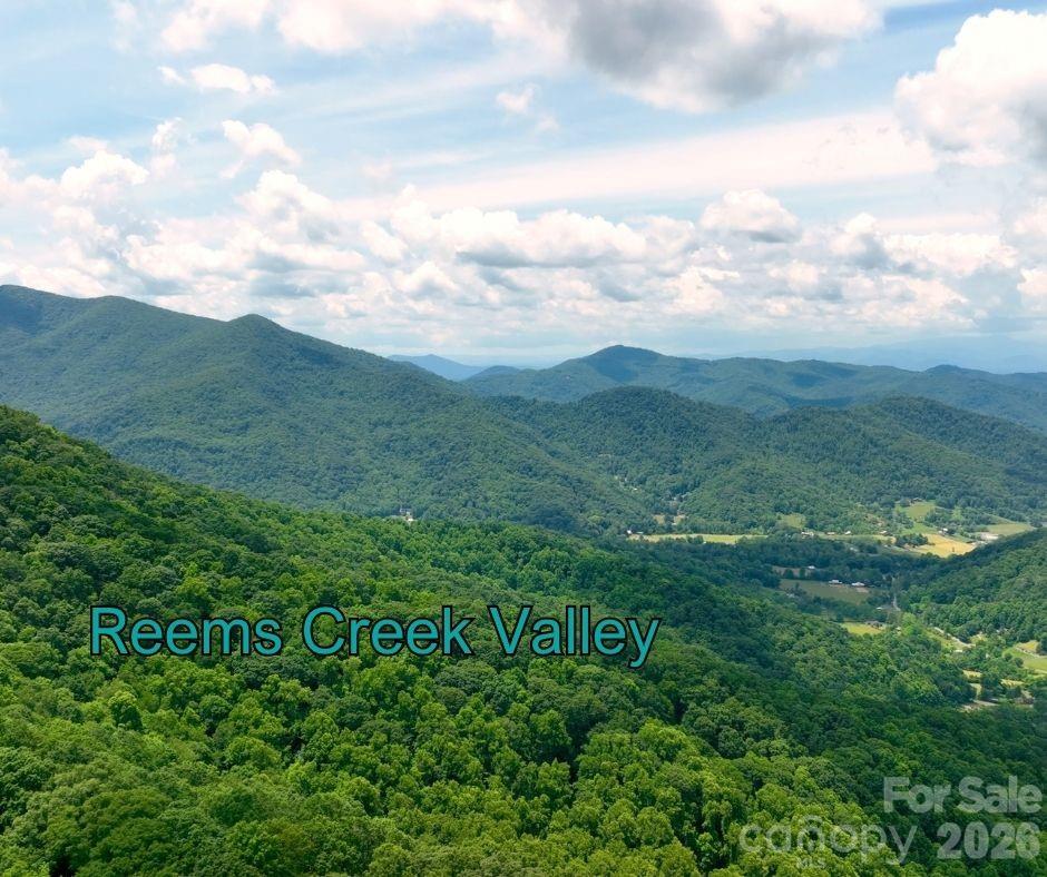 125 Gavin Glen Road Weaverville NC 28787