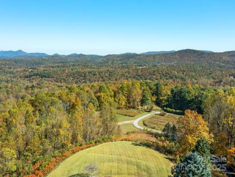 5481 Greenville Highway Zirconia NC 28790