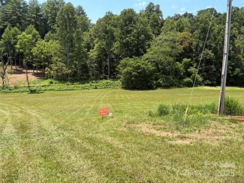 9999 Settlers Trail Mars Hill NC 28754