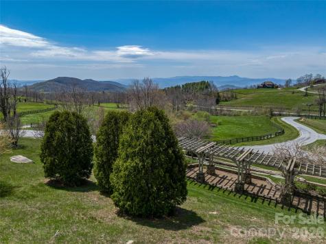 88 Autumn Ridge Lane Hendersonville NC 28792