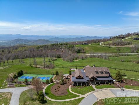 88 Autumn Ridge Lane Hendersonville NC 28792