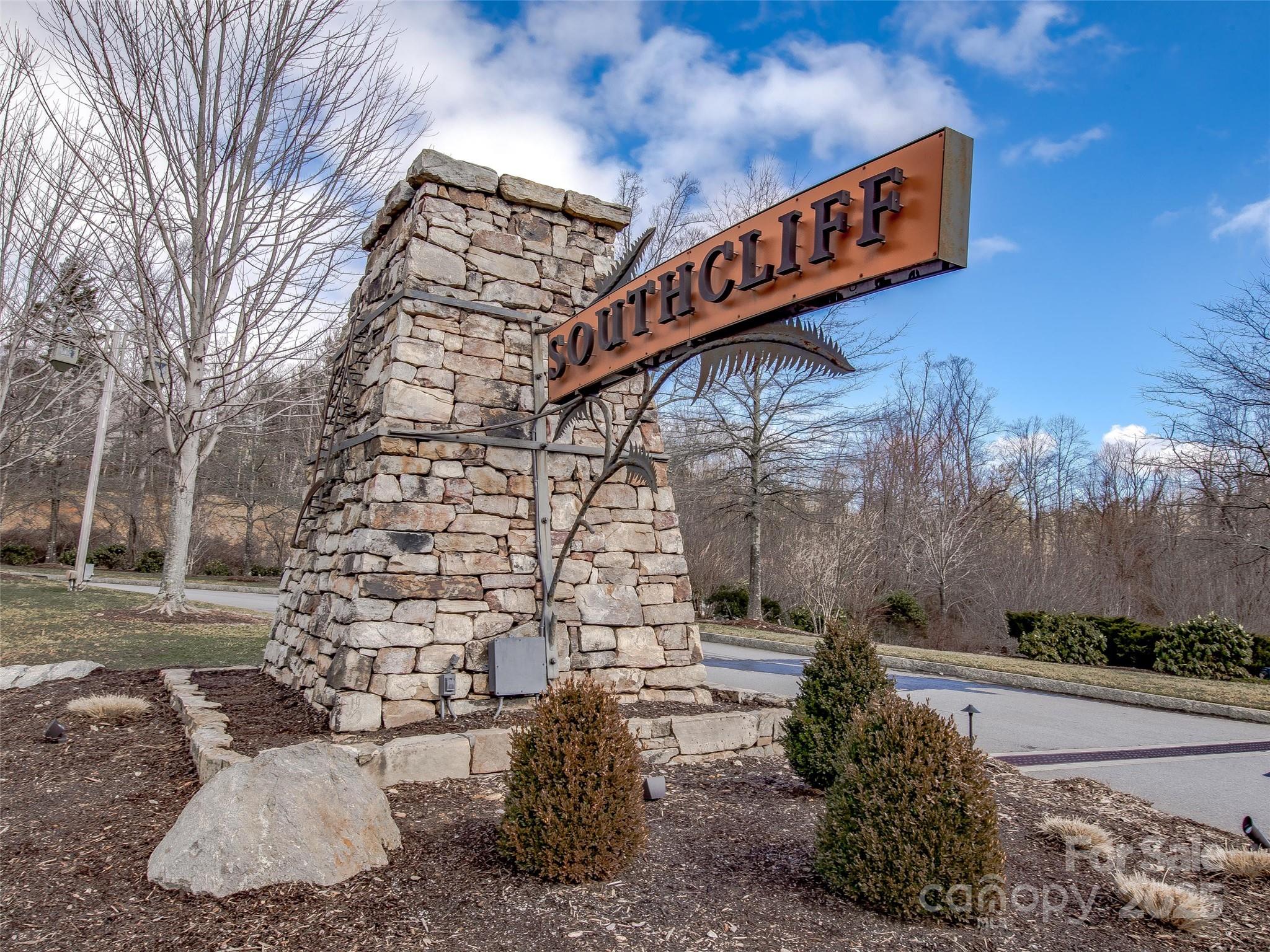 36 Slide Rock Way Fairview NC 28730
