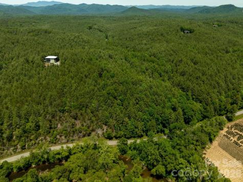 000 Narrow Gauge Drive Lenoir NC 28645