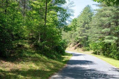 000 Narrow Gauge Drive Lenoir NC 28645