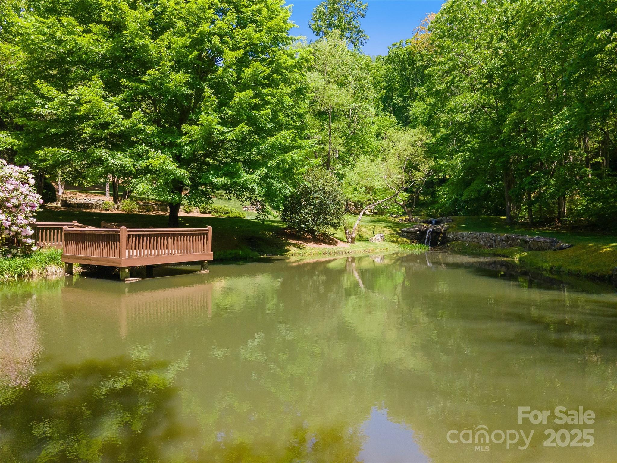 98 Flameleaf Lane Hendersonville NC 28739