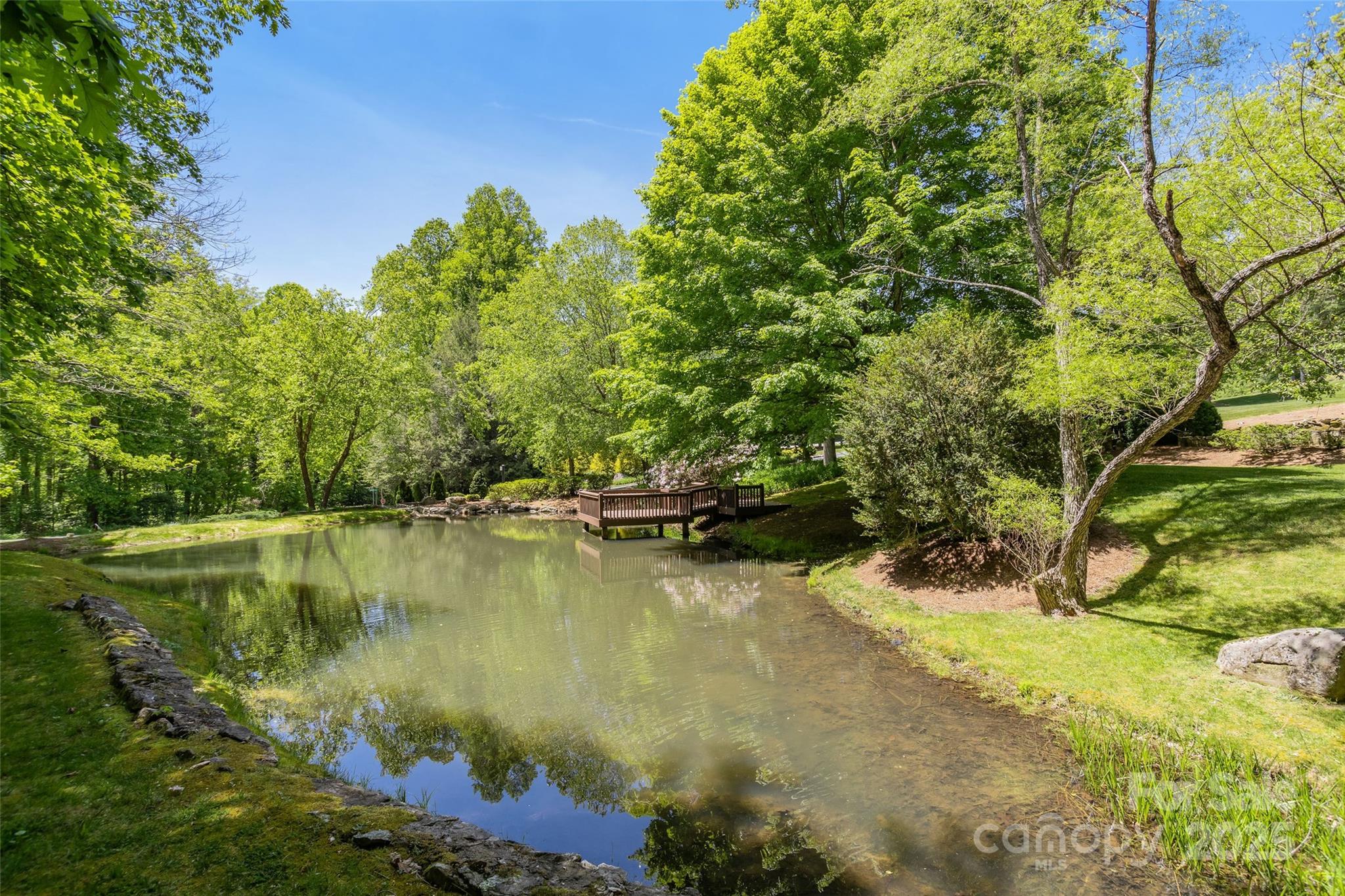 98 Flameleaf Lane Hendersonville NC 28739