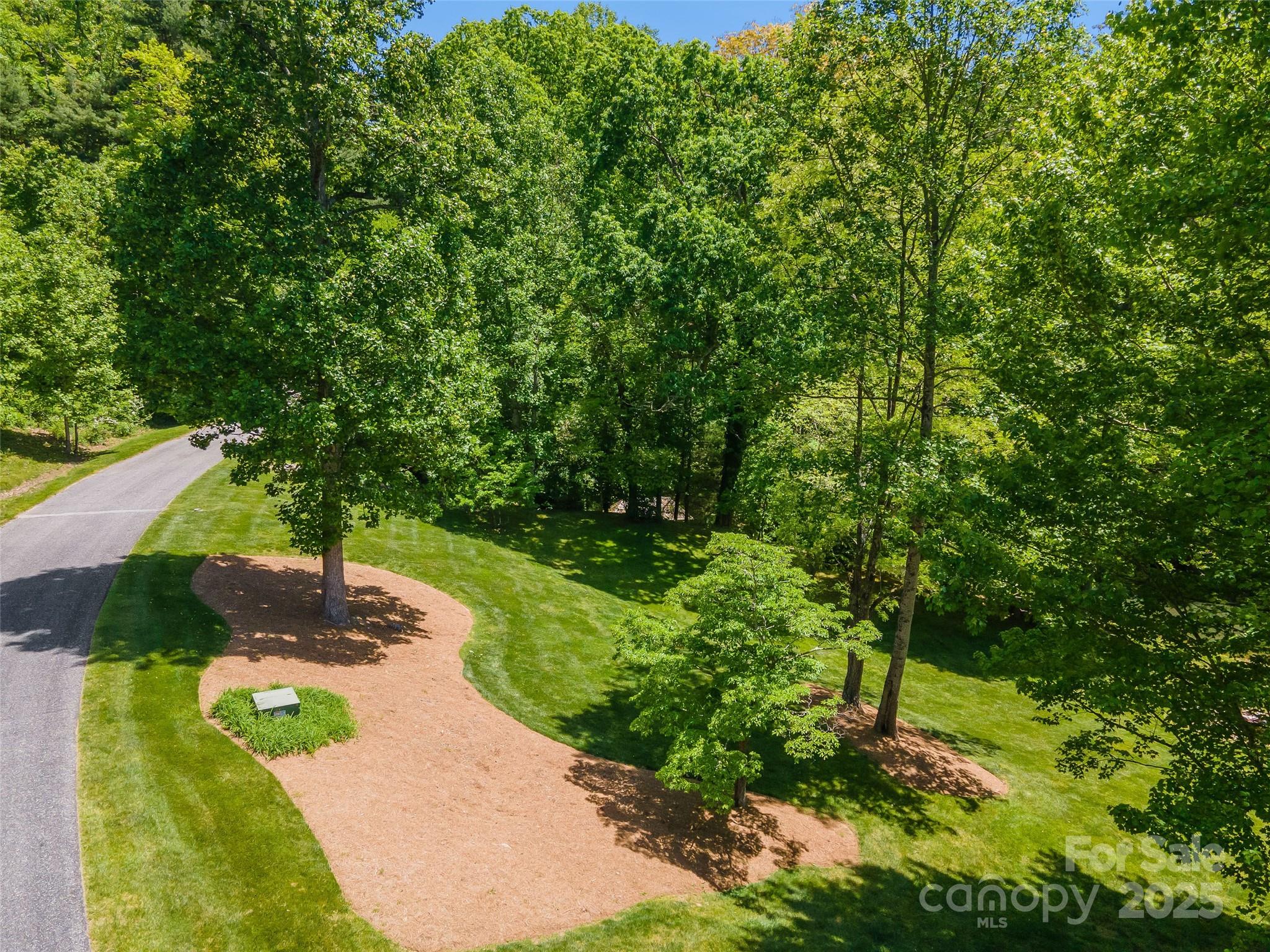 98 Flameleaf Lane Hendersonville NC 28739