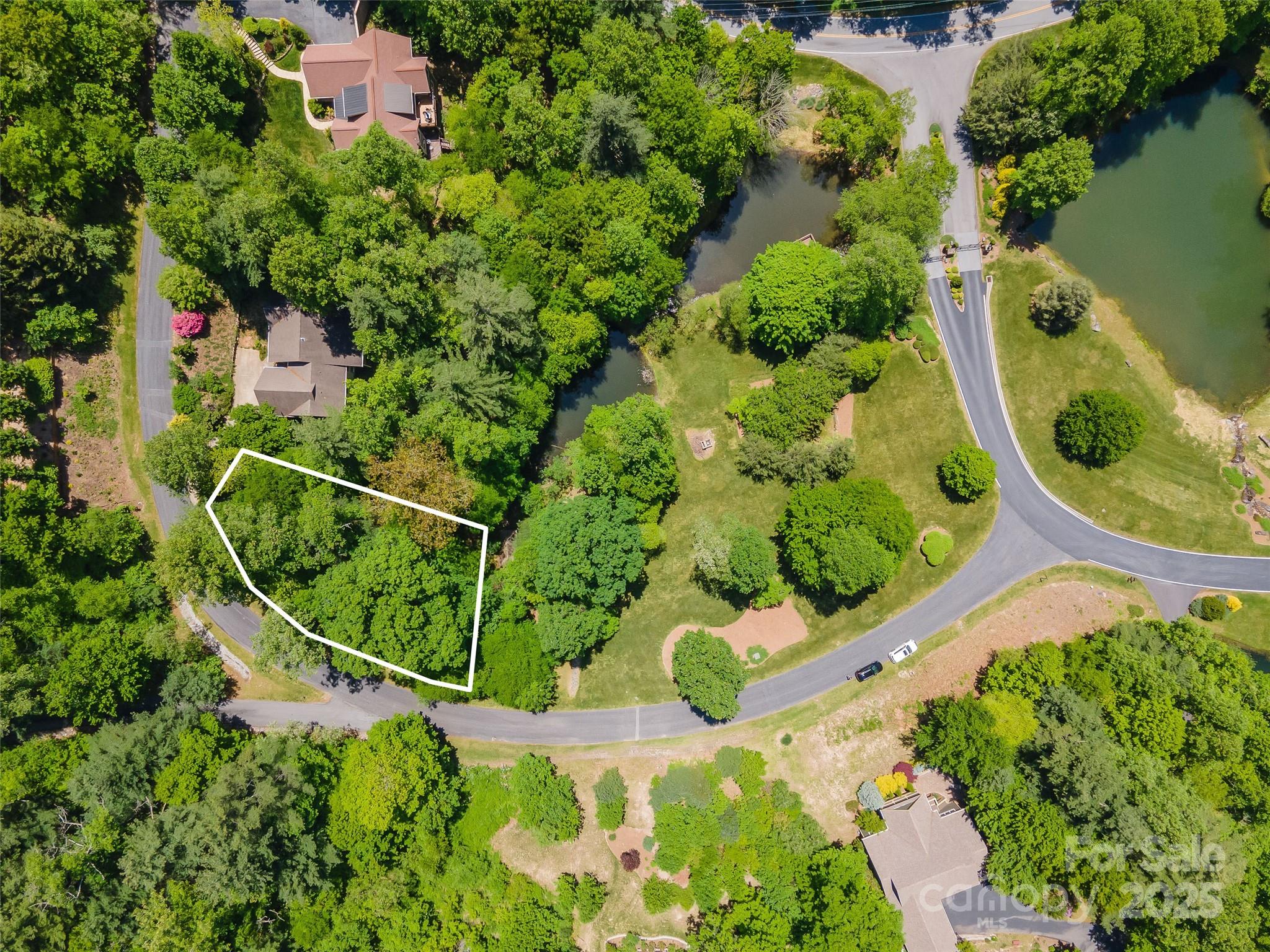 98 Flameleaf Lane Hendersonville NC 28739