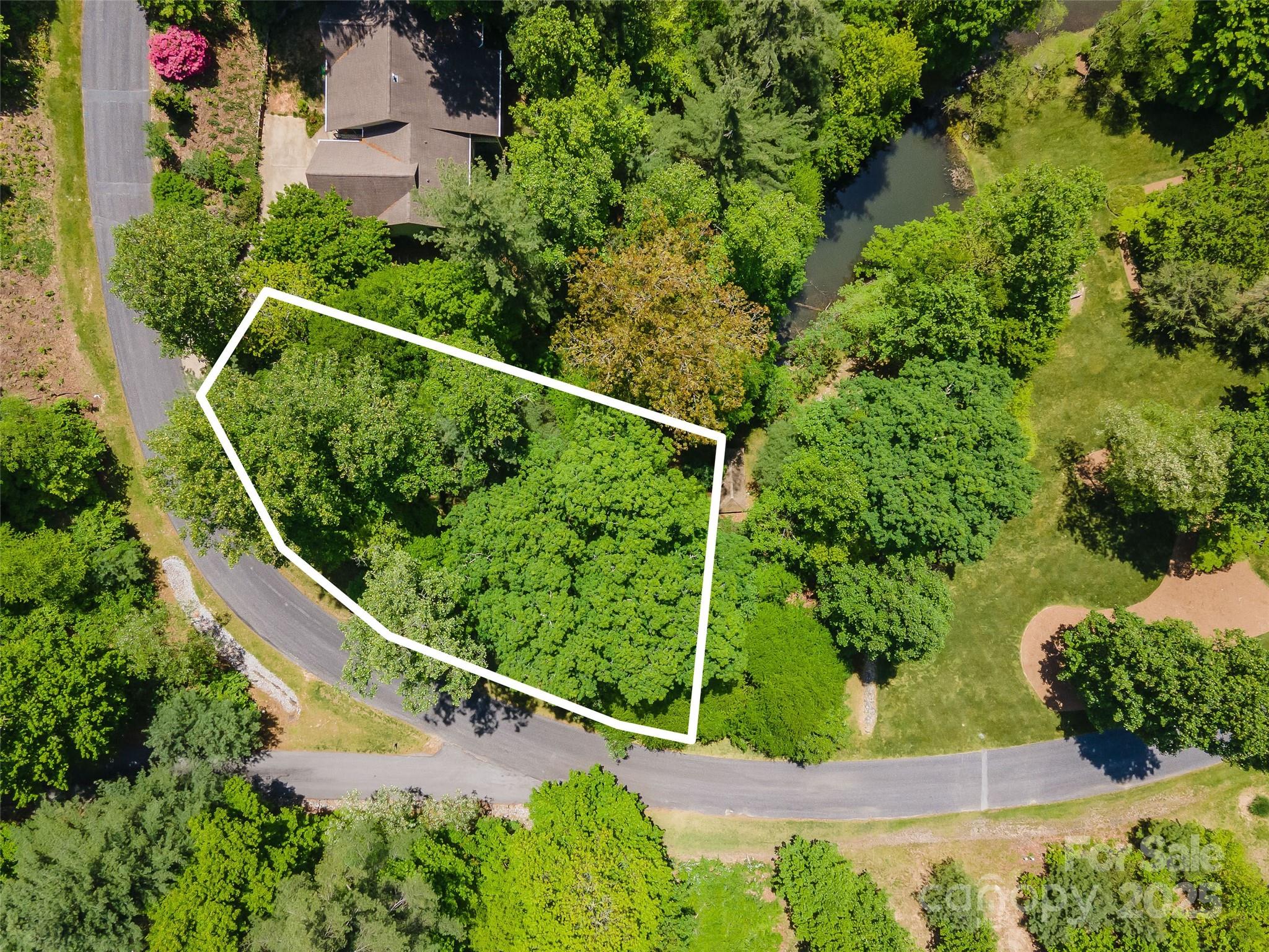 98 Flameleaf Lane Hendersonville NC 28739