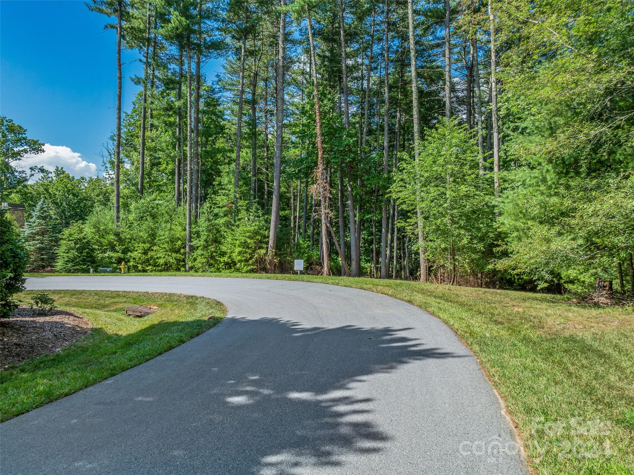 128 Mirehouse Run Asheville NC 28803