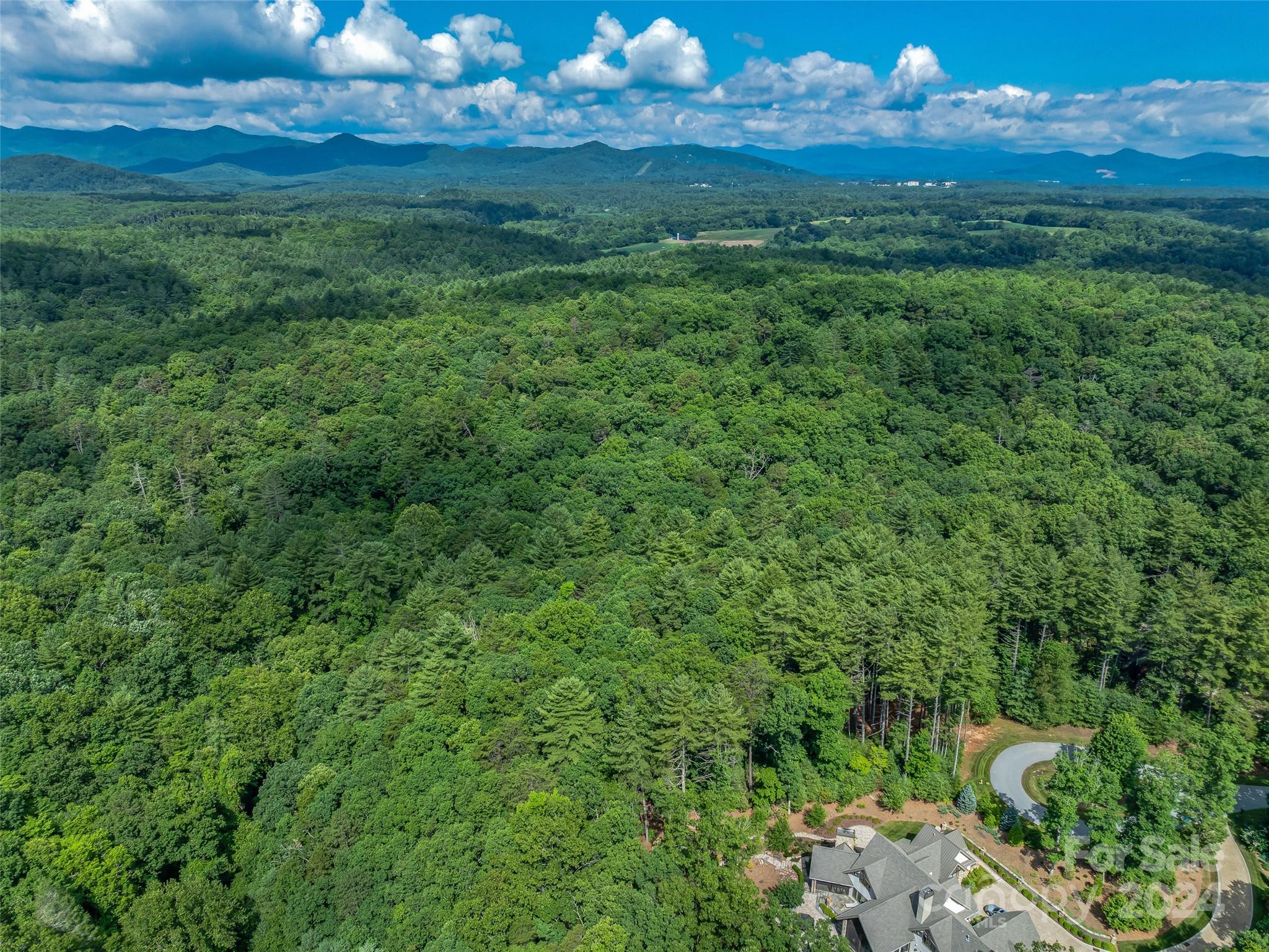 128 Mirehouse Run Asheville NC 28803