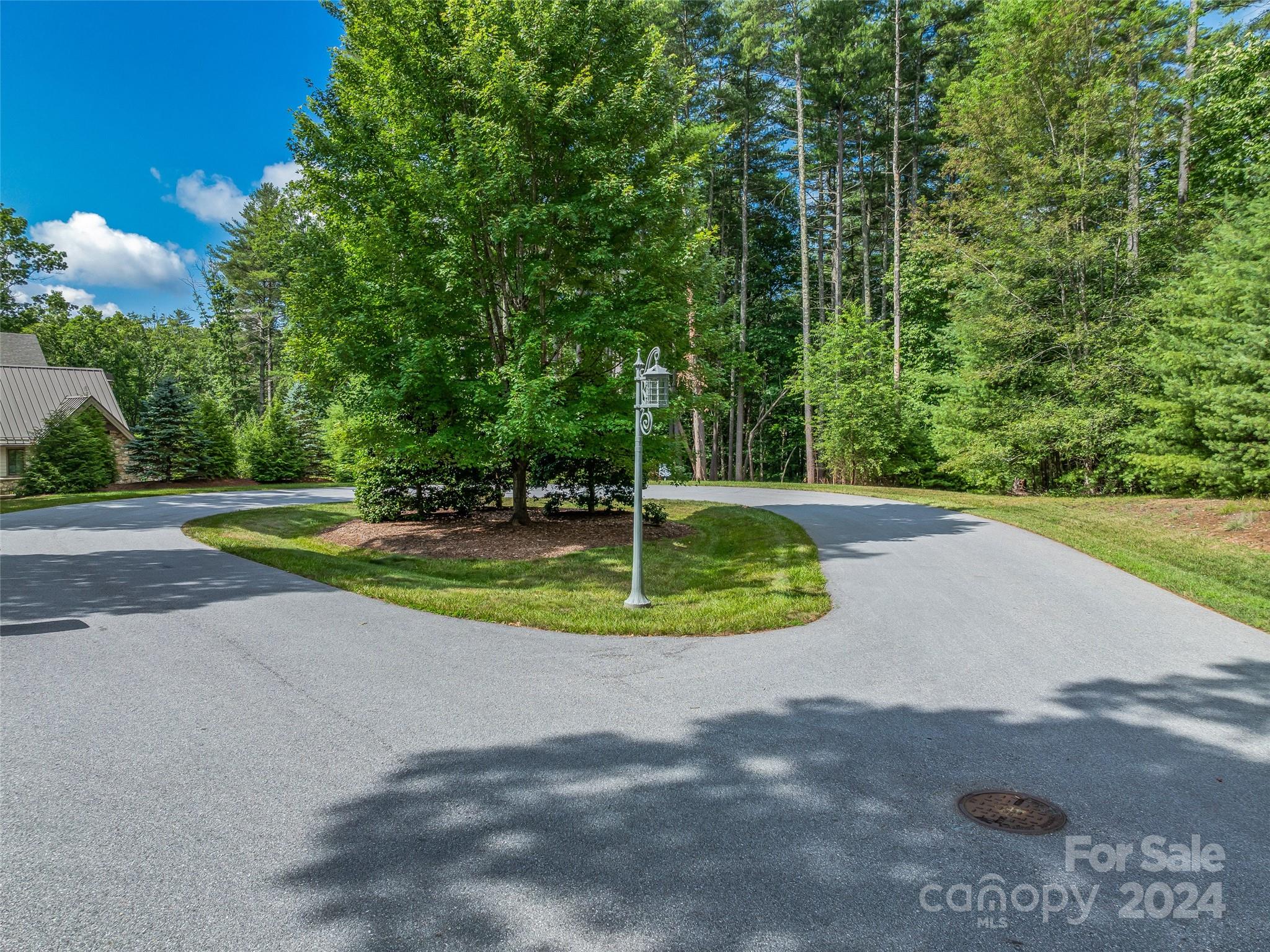 128 Mirehouse Run Asheville NC 28803