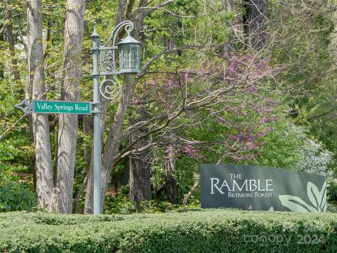 128 Mirehouse Run Asheville NC 28803