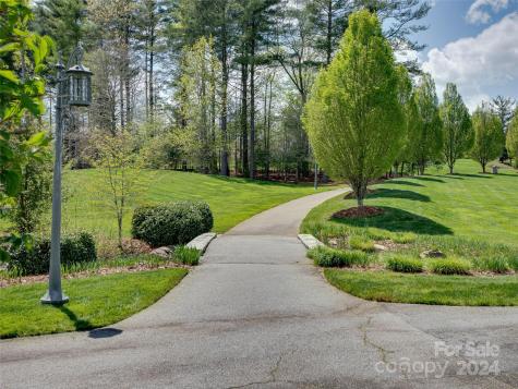 128 Mirehouse Run Asheville NC 28803