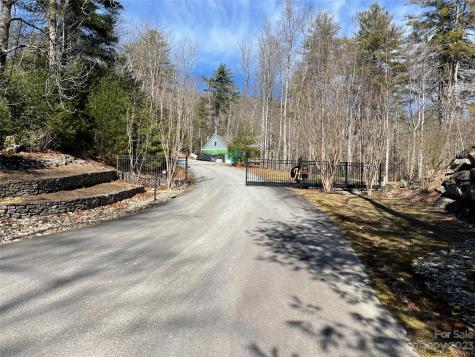 00 Willow Run Lane Zirconia NC 28790