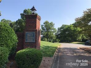 1013 Point Crossing Court Shelby NC 28152