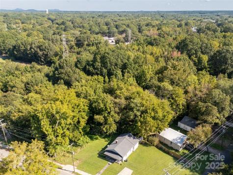 218 Madison Street E York SC 29745