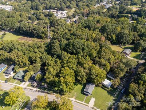 218 Madison Street E York SC 29745